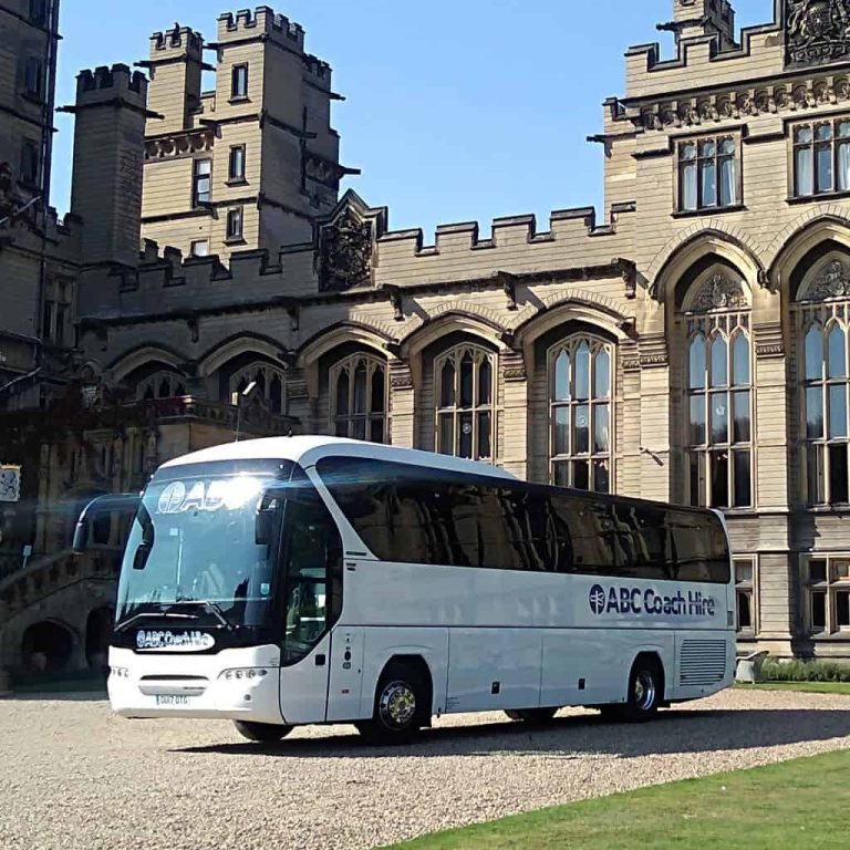 Coach-Hire-for-Excursion-Manchester